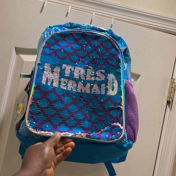 Magic Mermaid Sequins padded Kids Backpack. - Picture 3 of 10